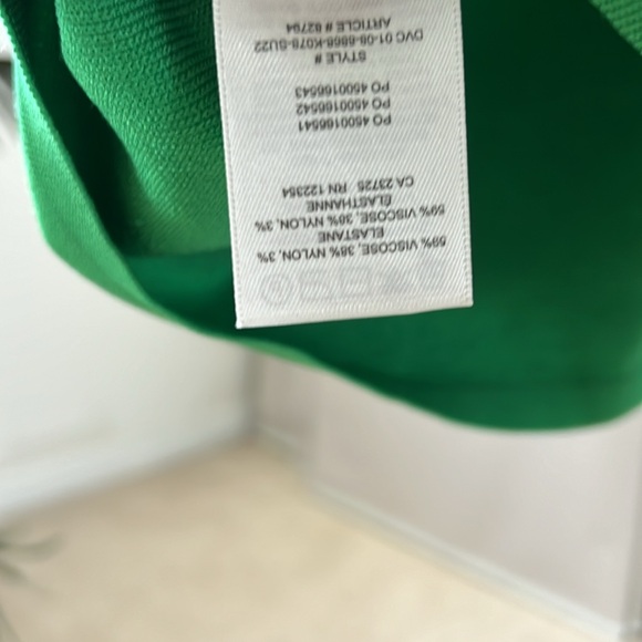 Babaton summer bodycon dress - Picture 7 of 8